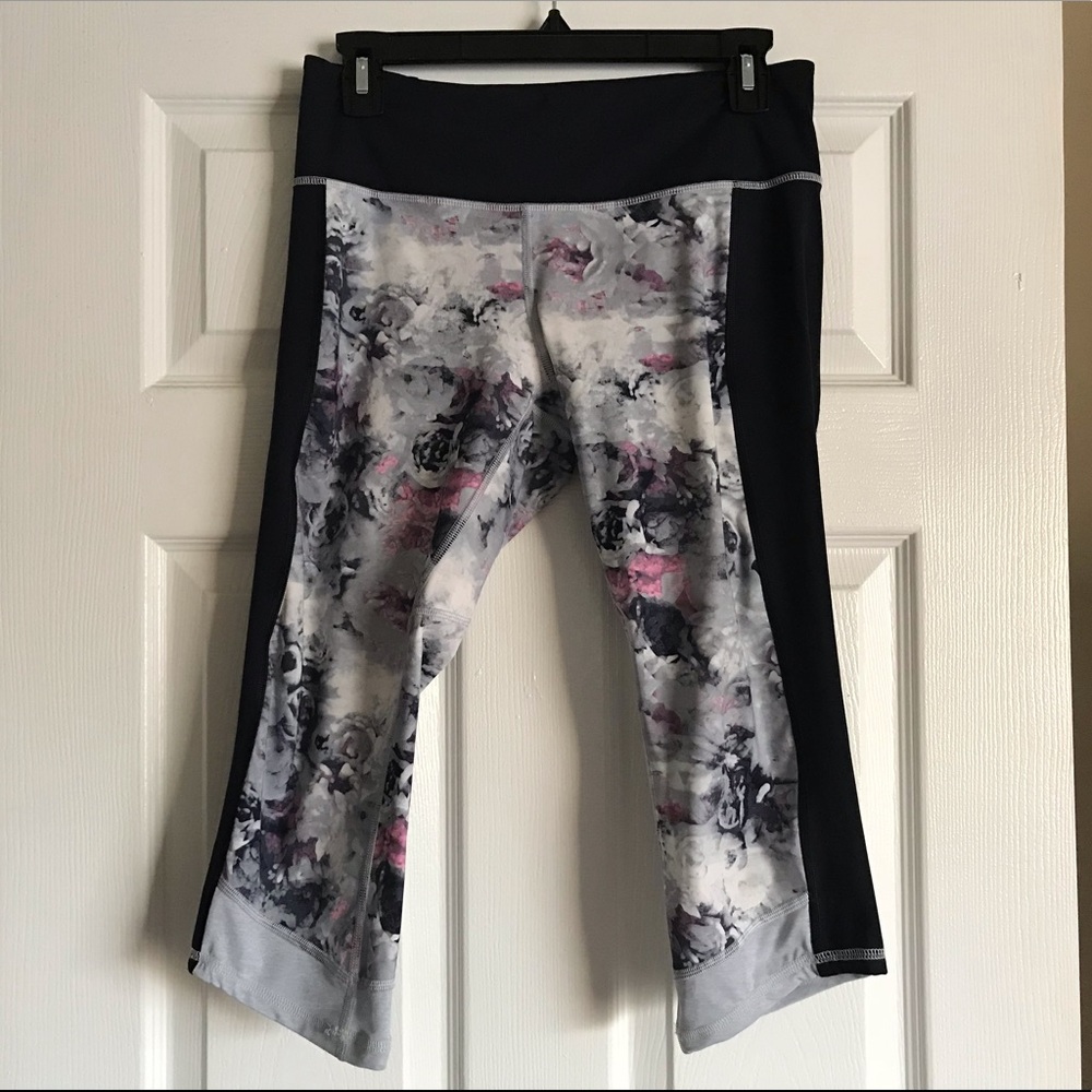 Lululemon If You’re Lucky Crop Full-On Luxtreme